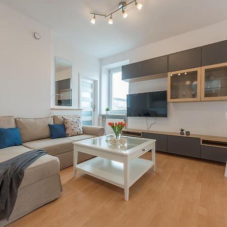 Szczesliwice Ochota P&O Serviced Apartments ワルシャワ エクステリア 写真