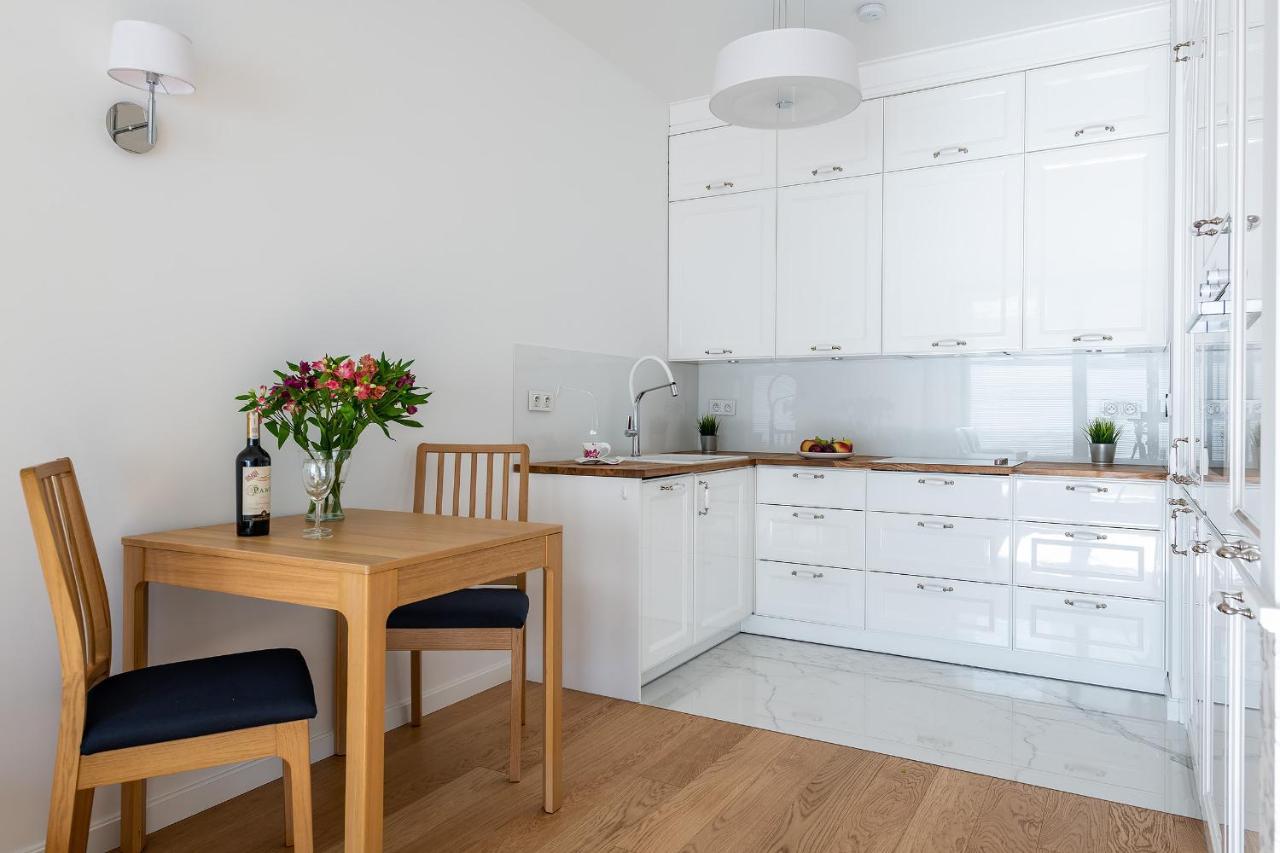 Szczesliwice Ochota P&O Serviced Apartments ワルシャワ エクステリア 写真