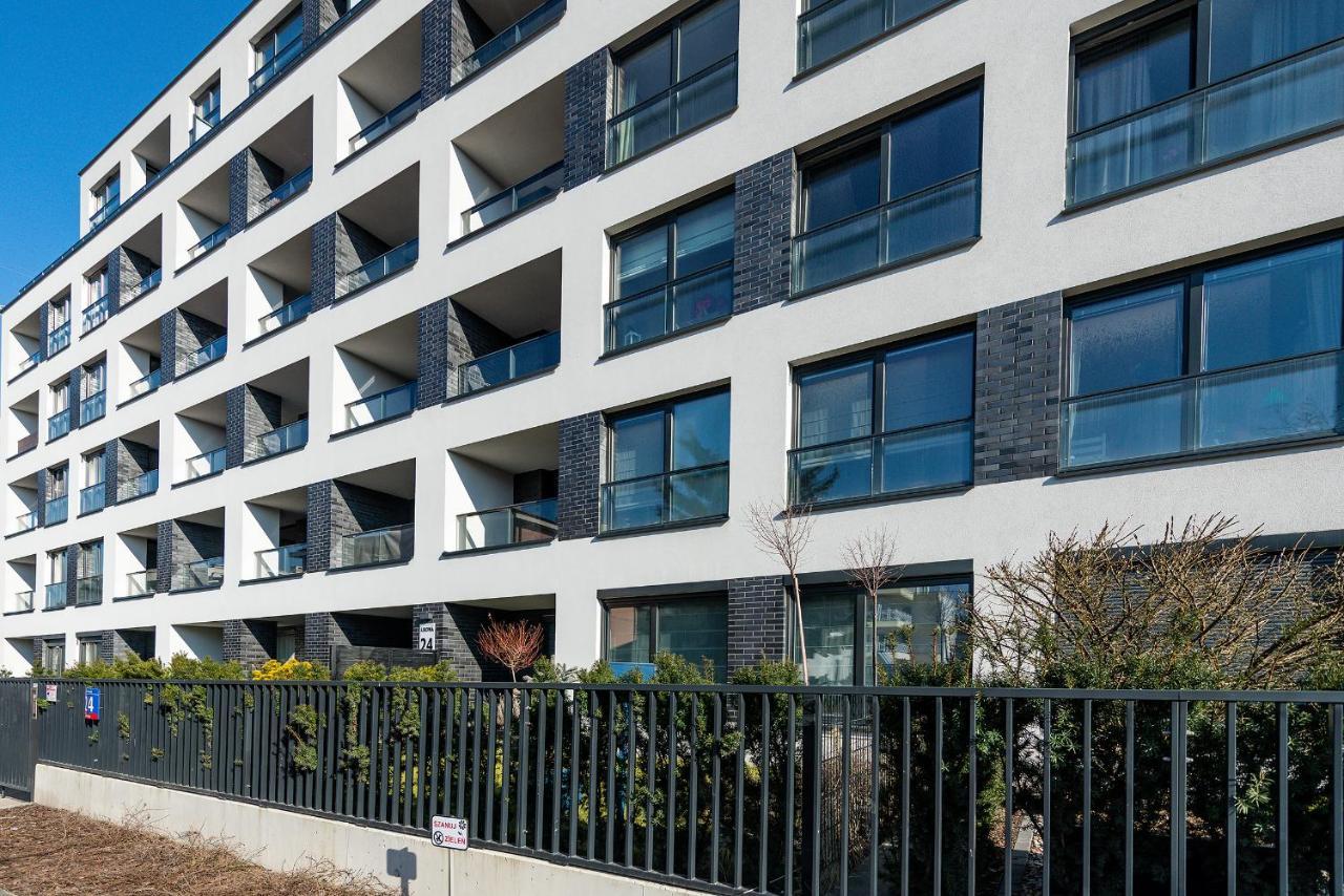 Szczesliwice Ochota P&O Serviced Apartments ワルシャワ エクステリア 写真