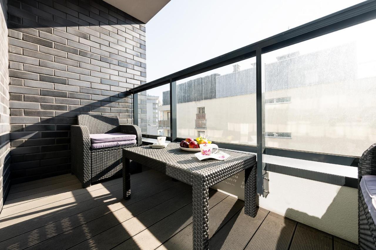 Szczesliwice Ochota P&O Serviced Apartments ワルシャワ エクステリア 写真