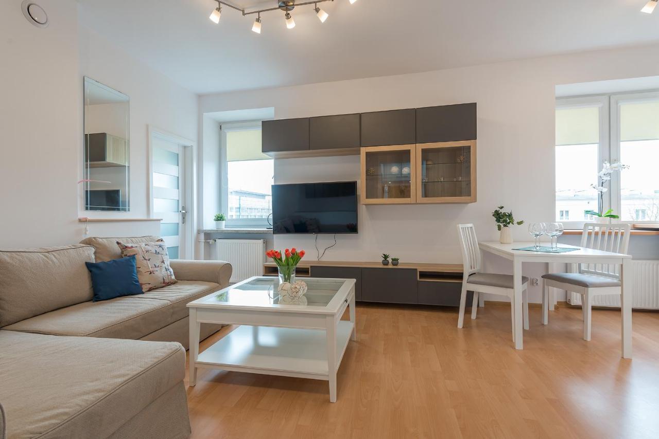 Szczesliwice Ochota P&O Serviced Apartments ワルシャワ エクステリア 写真