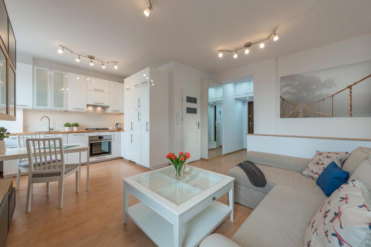 Szczesliwice Ochota P&O Serviced Apartments ワルシャワ エクステリア 写真